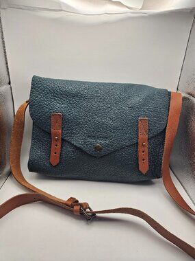 Paul Marius L’Indispensable – Bleu Piscine Full‑Grain Buffalo Leather Crossbody